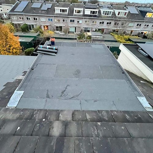 Kosten van een dakdekker in Hoogvliet